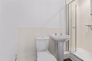 En Suite- click for photo gallery